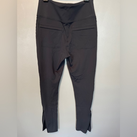 Lot of 2 Athleta pants, size 6/ medium - Picture 4 of 9